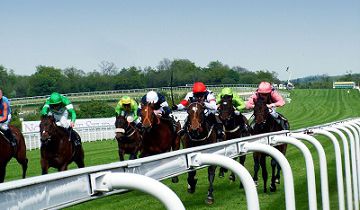 Daily horse racing price boosts at 32red