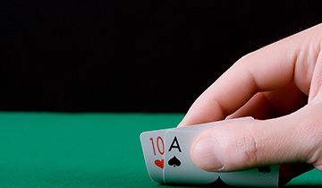 Play blackjack with a 10% cash back