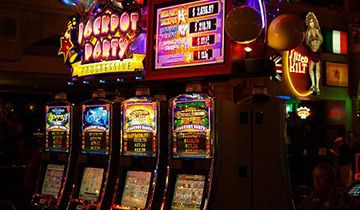 Win more each weekend with Friday Free Spins
